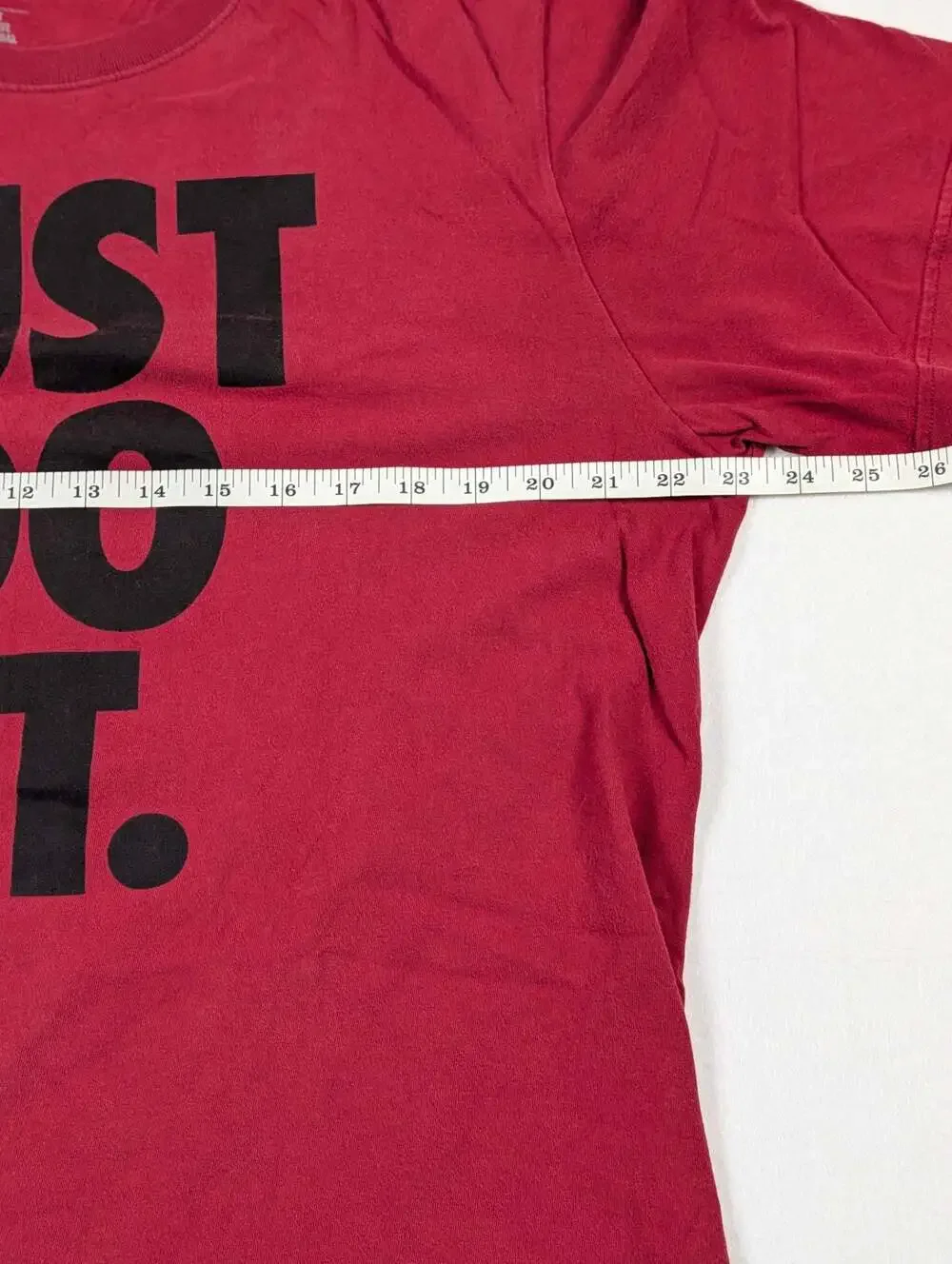 Nike Men's Red Just Do It Graphic Short Sleeve T-Shirt Xl
